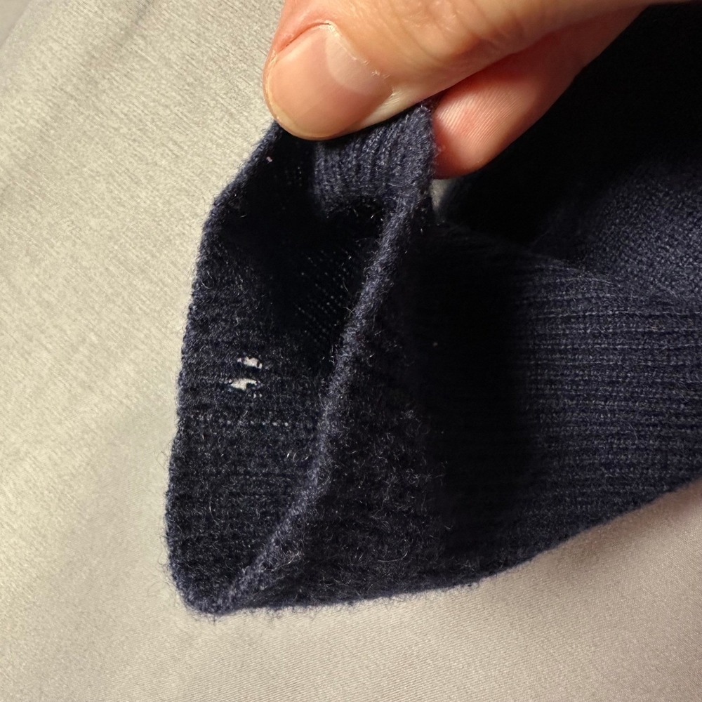 J.Crew V-Neck Sweater Women Small Navy Blue Fair 100%‎ Cashmere Holes Flaw - Picture 10 of 14